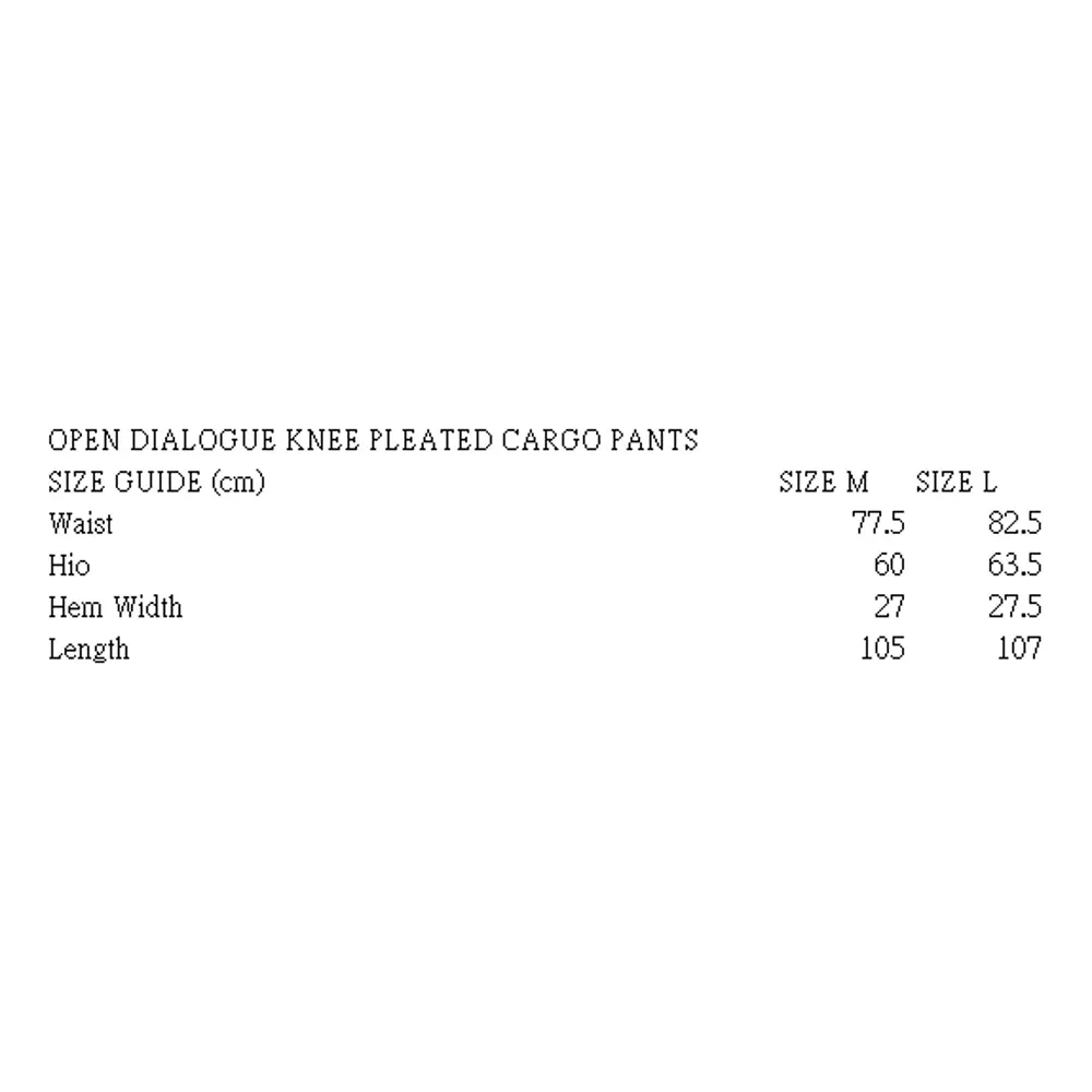 KNEE PLEATED CARGO PANTS