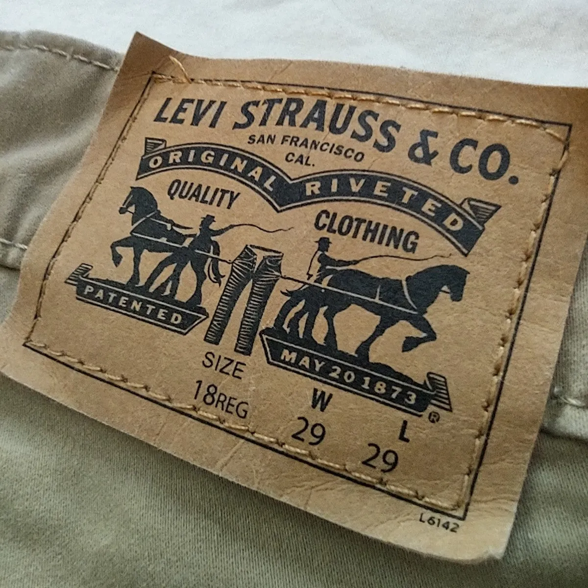 Levis 511 Slim Boys Tan Khaki 18 Reg 29 x 29