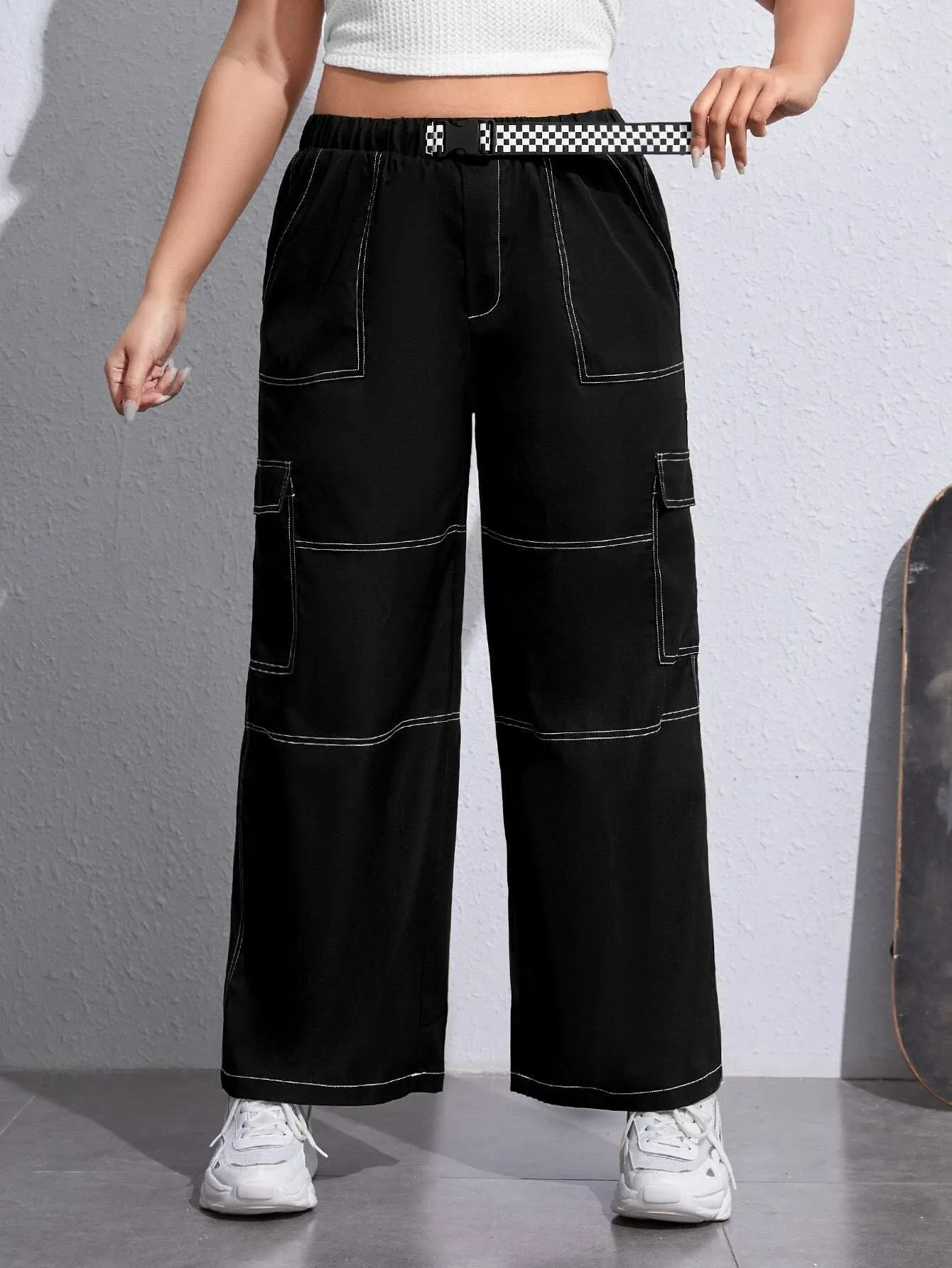 Top Stitching Flap Side Pocket Cargo Pants